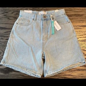 Vintage style mom jean shorts